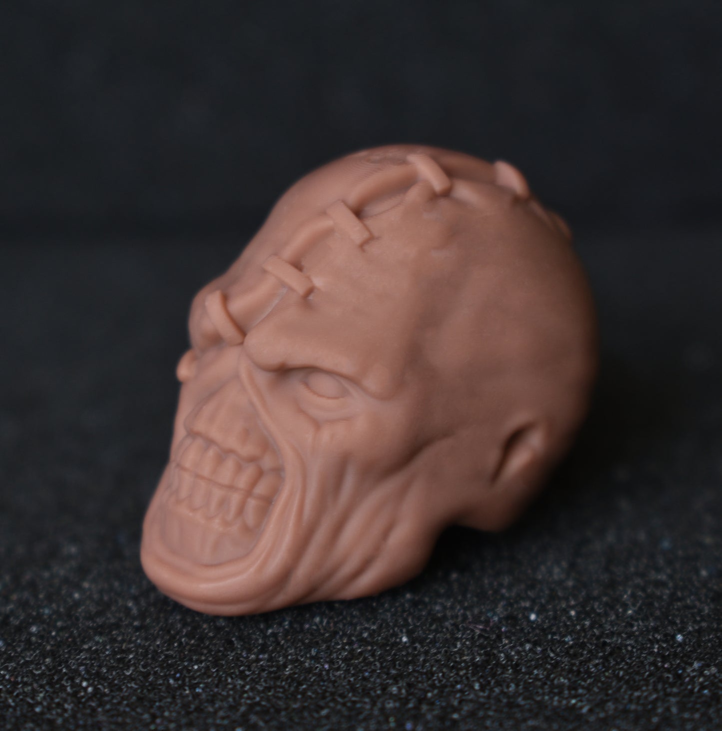 Nemesis Resident Evil custom action figure head - Clayman3D