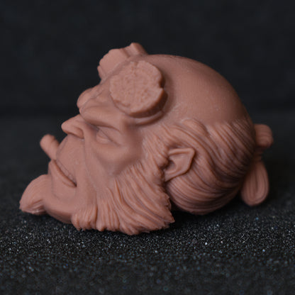 Hellboy custom action figure head - Clayman3D